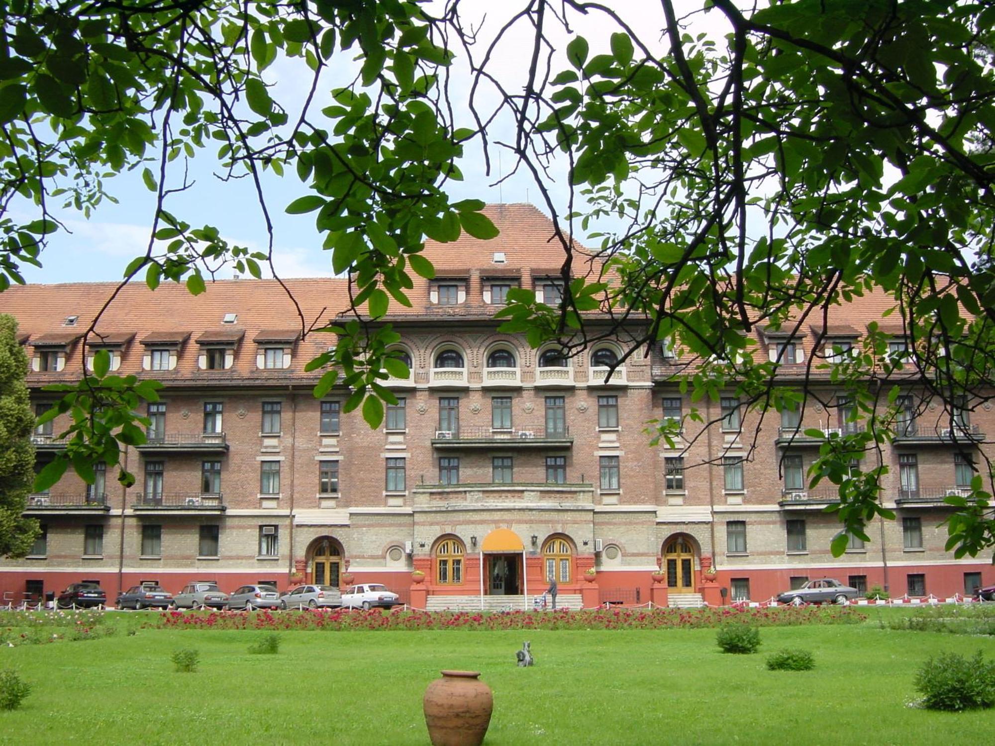 Hotel Triumf Bucharest Exterior photo